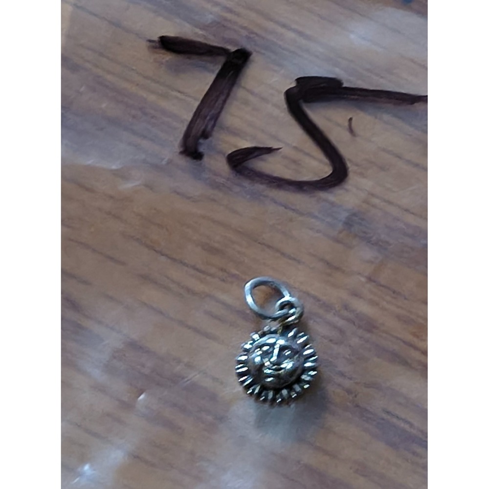 925 Sterling Silver Smiling Sun Face Charm Pendant Celestial Sunburst vintage